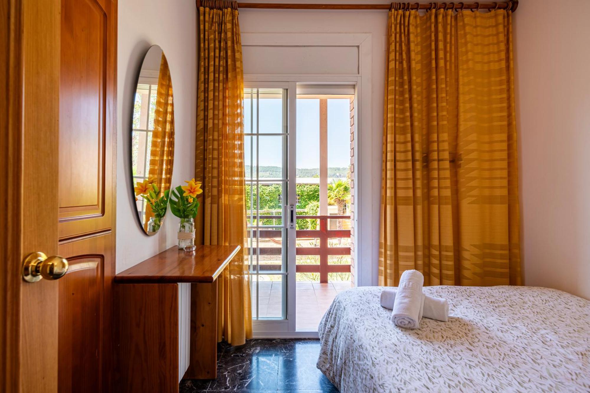 Espacio De Paz, Ideal Para Familias Villa Amalia La Llacuna 외부 사진