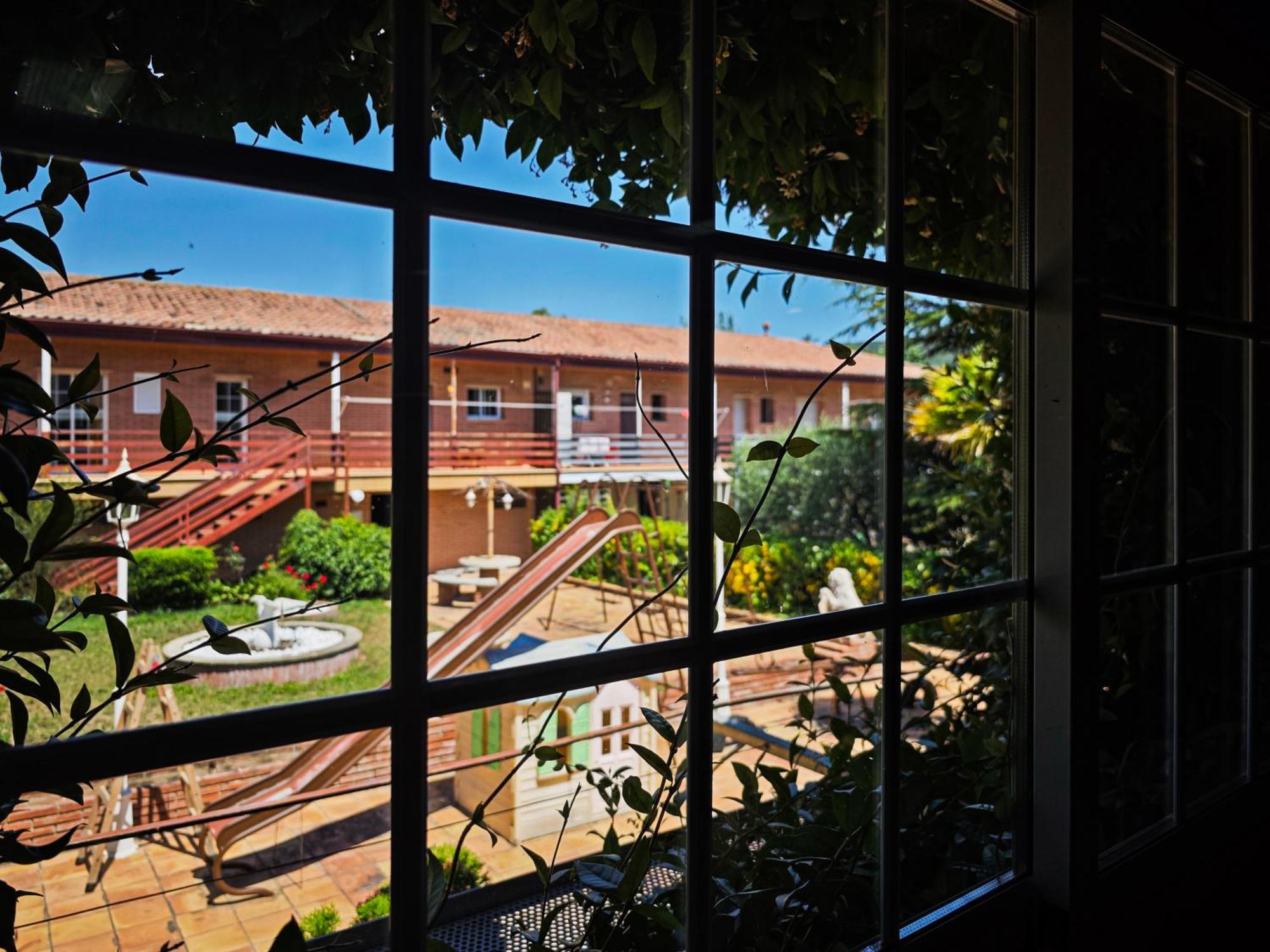 Espacio De Paz, Ideal Para Familias Villa Amalia La Llacuna 외부 사진