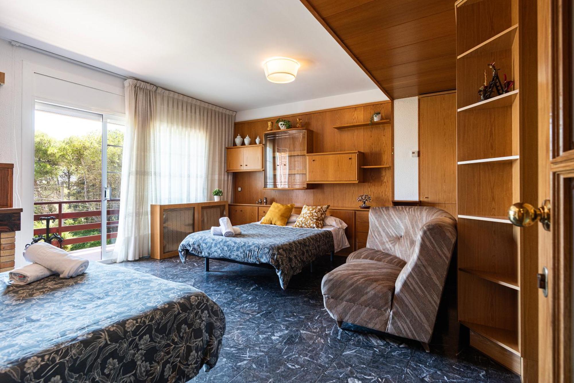 Espacio De Paz, Ideal Para Familias Villa Amalia La Llacuna 외부 사진